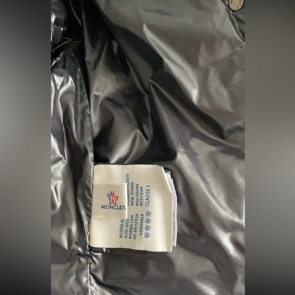 Moncler jacket - Picture 4 of 8